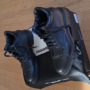 DSQUARED2 Men's Black Leather Ankle Boots